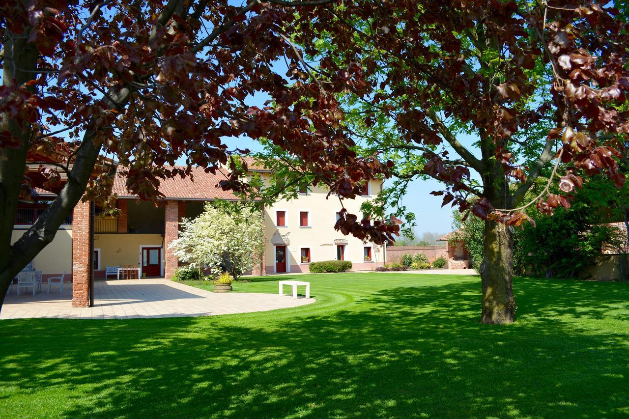 Agriturismo Borgo Tecla Rosà Eksteriør bilde