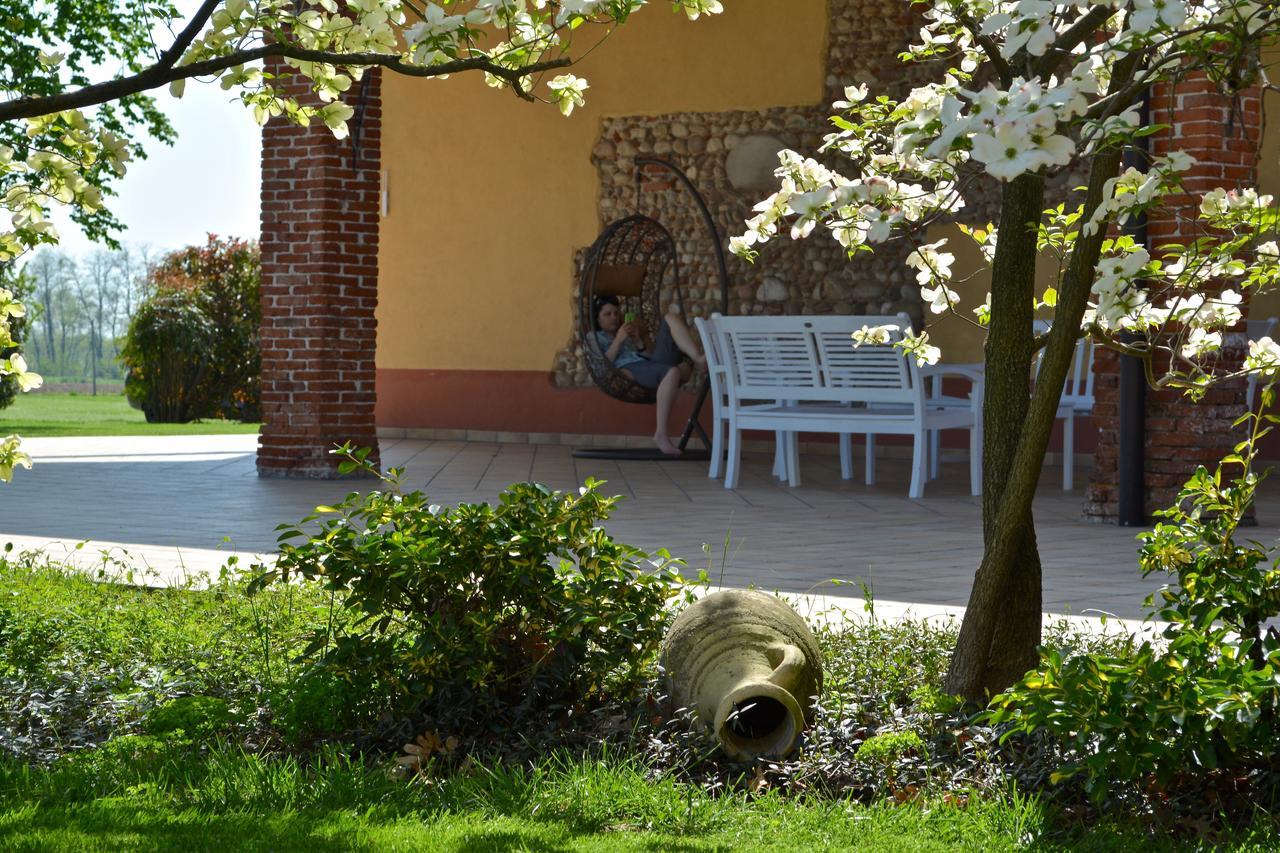 Agriturismo Borgo Tecla Rosà Eksteriør bilde