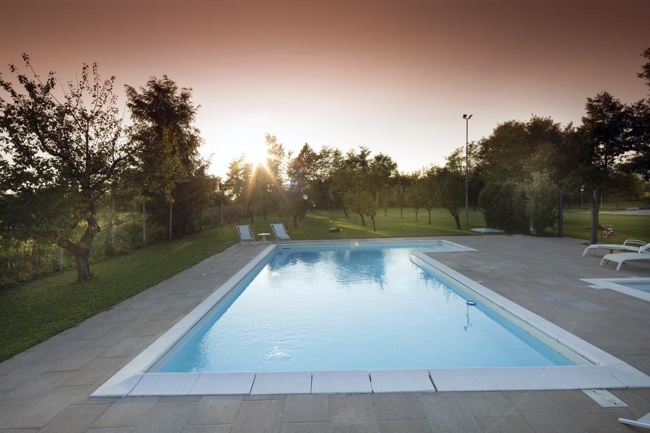 Agriturismo Borgo Tecla Rosà Eksteriør bilde